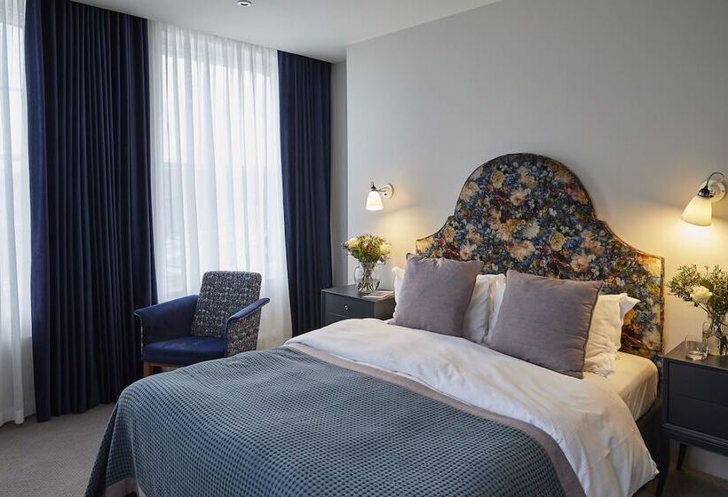 Номер Стандарт, Hertford House