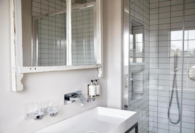 Номер Superior, Hertford House