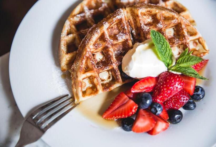 Номер Deluxe, Hertford House