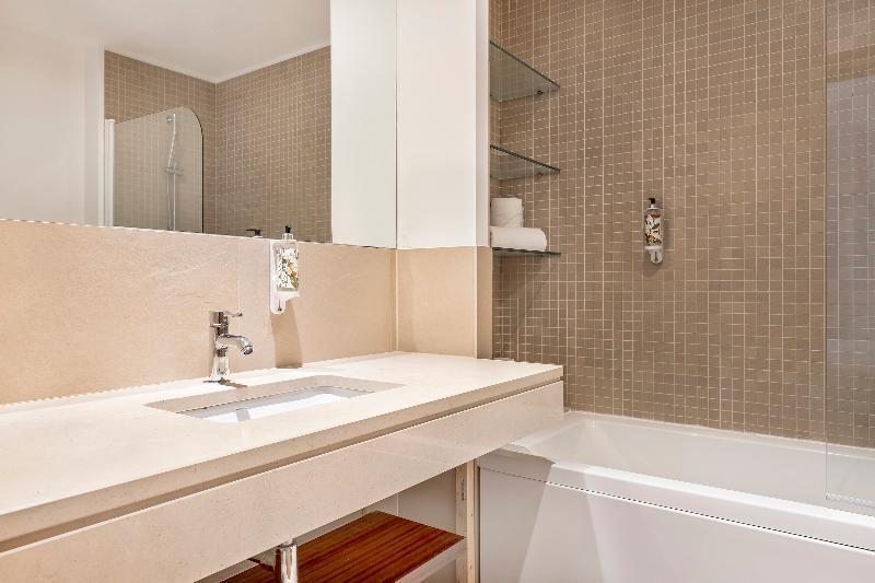 חדר סטנדרט, Holiday Inn Hotel & Suites Tulsa South, An Ihg