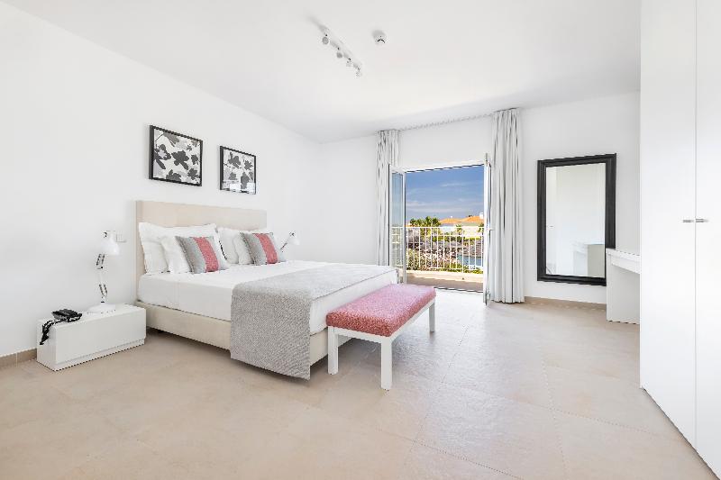 חדר סטנדרט, Holiday Inn Hotel & Suites Tulsa South, An Ihg