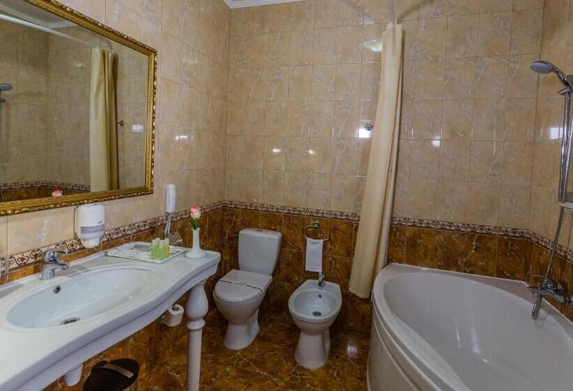 스위트, Premier Hotel Palazzo