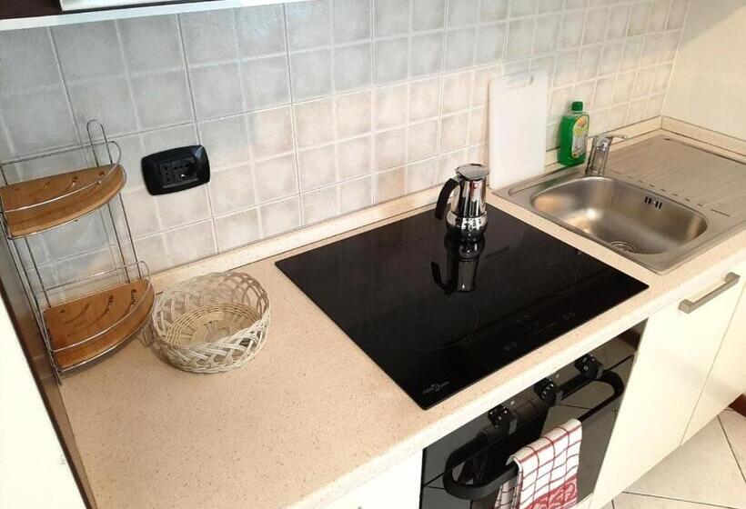 침실 1개 아파트, Riviera Sanremo