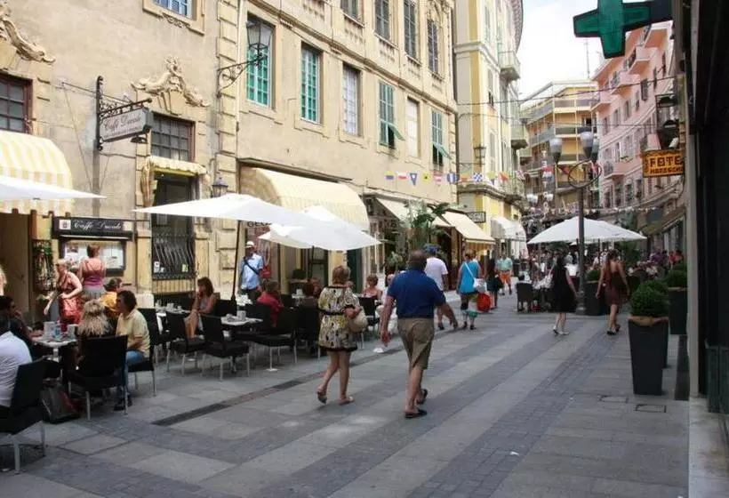 اتاق خانوادگی, Riviera Sanremo