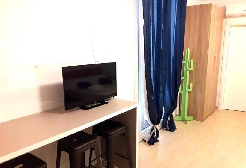 패밀리 룸, Riviera Sanremo