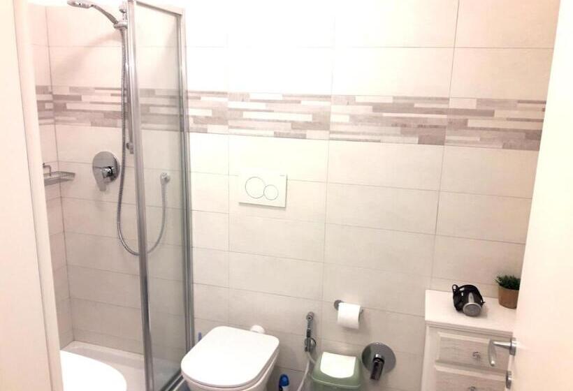 패밀리 룸, Riviera Sanremo