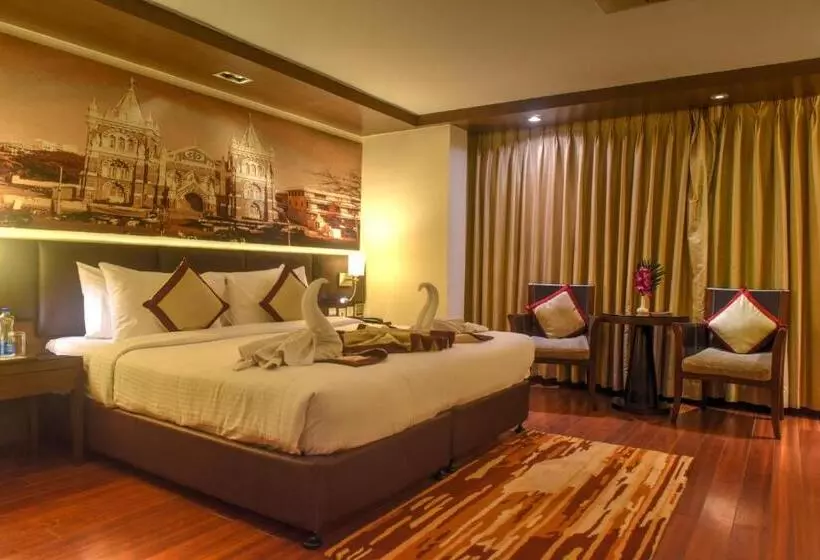 クラブルーム, Royal Orchid Central Grazia Navi Mumbai