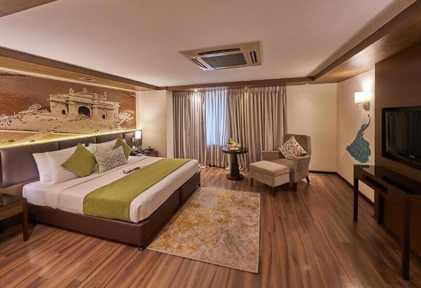Королевский Номер, Royal Orchid Central Grazia Navi Mumbai