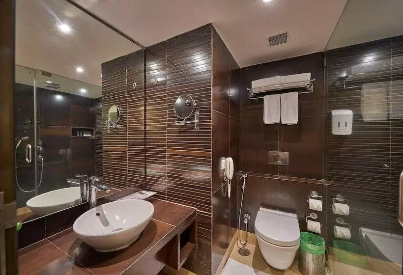 デラックスルーム, Royal Orchid Central Grazia Navi Mumbai