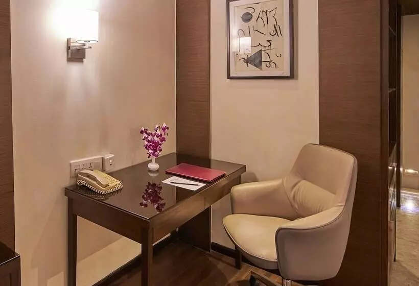 ロイヤルルーム, Royal Orchid Central Grazia Navi Mumbai