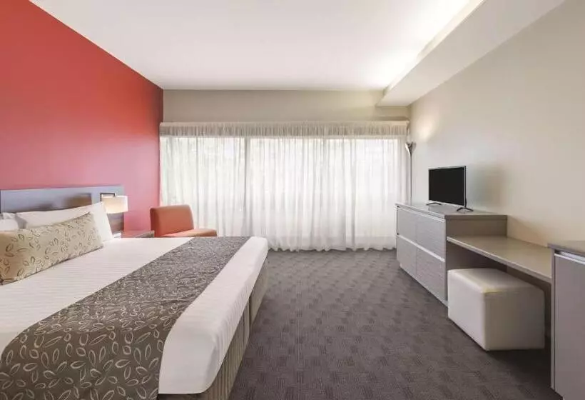 اتاق استاندارد با تخت بزرگ, Travelodge Hotel Hobart Airport