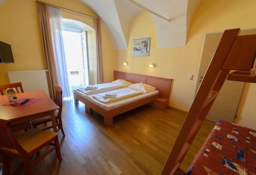 غرفة قياسية ثلاثية, Jufa Hotel Seckau