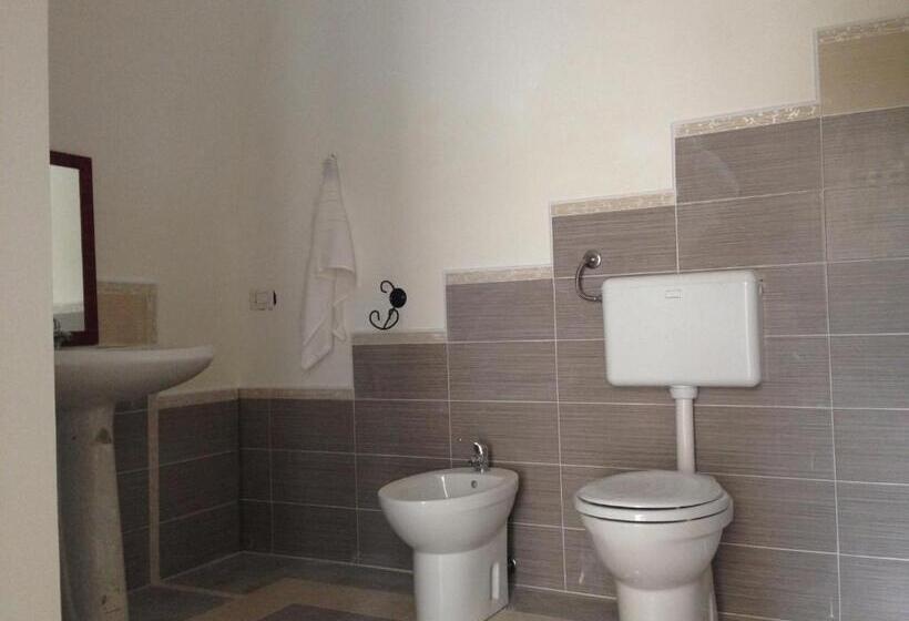 标准间, 100 Craste