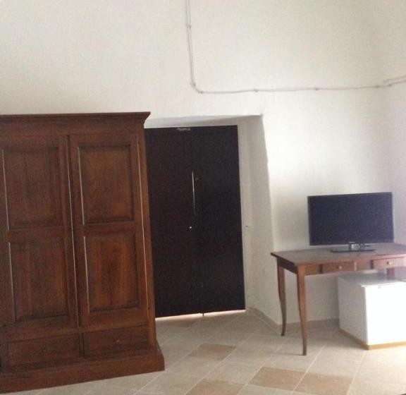 标准间, 100 Craste