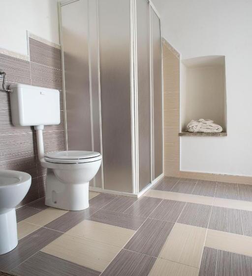 标准间, 100 Craste