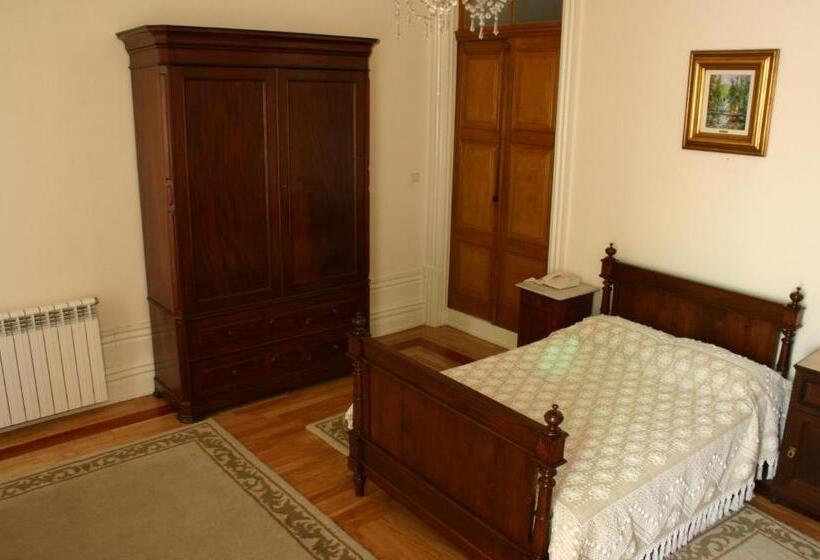 高级大房间, Estrebuela House