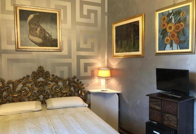 Номер Стандарт, La Finestra Sul Fiume