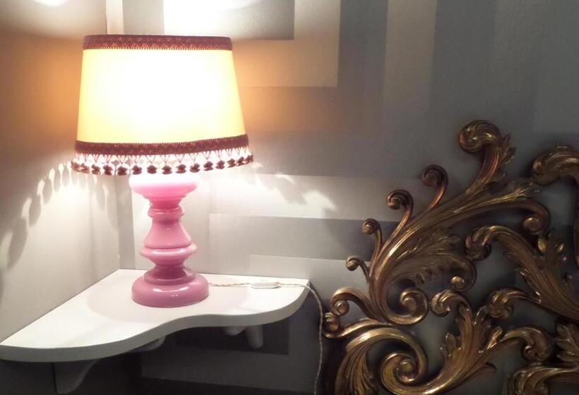 Номер Стандарт, La Finestra Sul Fiume