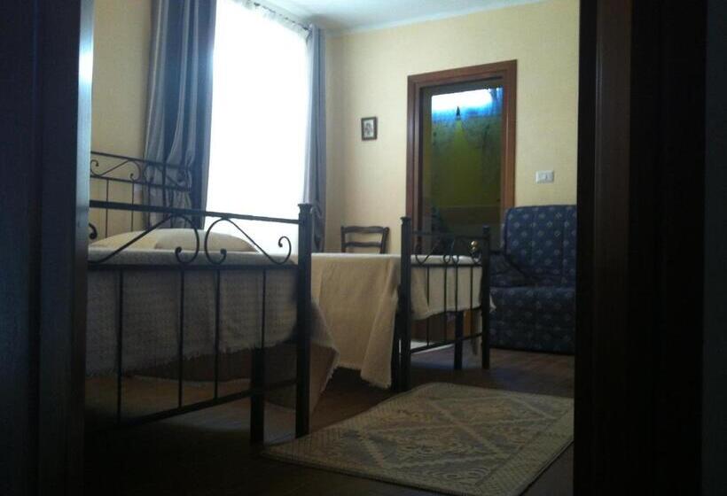 غرفة إقتصادية, S Apposentu