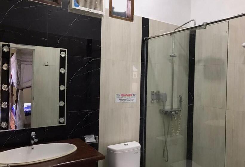 Deluxe-perhehuone, Thomas  Retreat Bukit Lawang