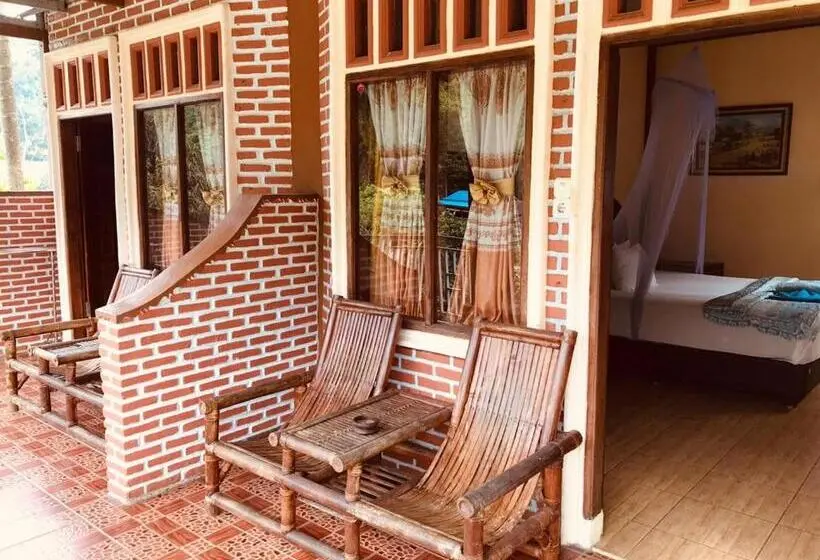 Superior-huone, Thomas  Retreat Bukit Lawang