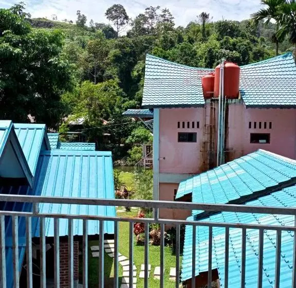 Superior-perhehuone, Thomas  Retreat Bukit Lawang