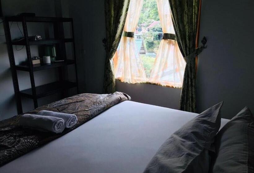 Superior-perhehuone, Thomas  Retreat Bukit Lawang
