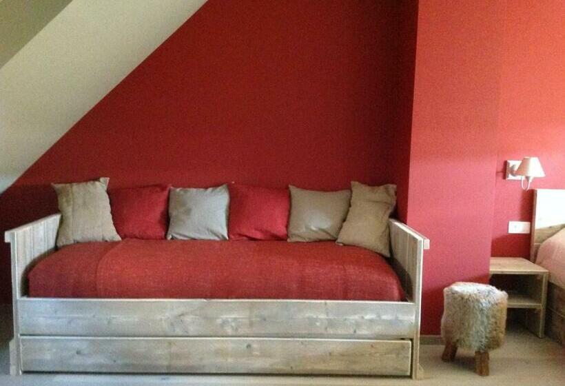 スタンダード4人部屋, Kokkelikoo