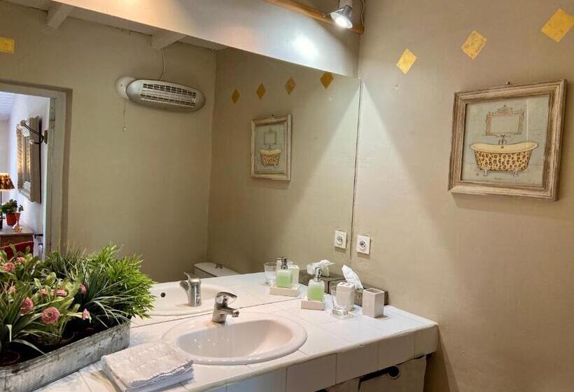 اتاق استاندارد با بالکن, La Paillère Chambres D Hôtes