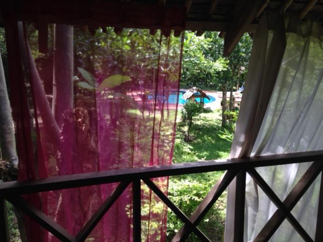 جناح عائلي, Sang Tong Huts