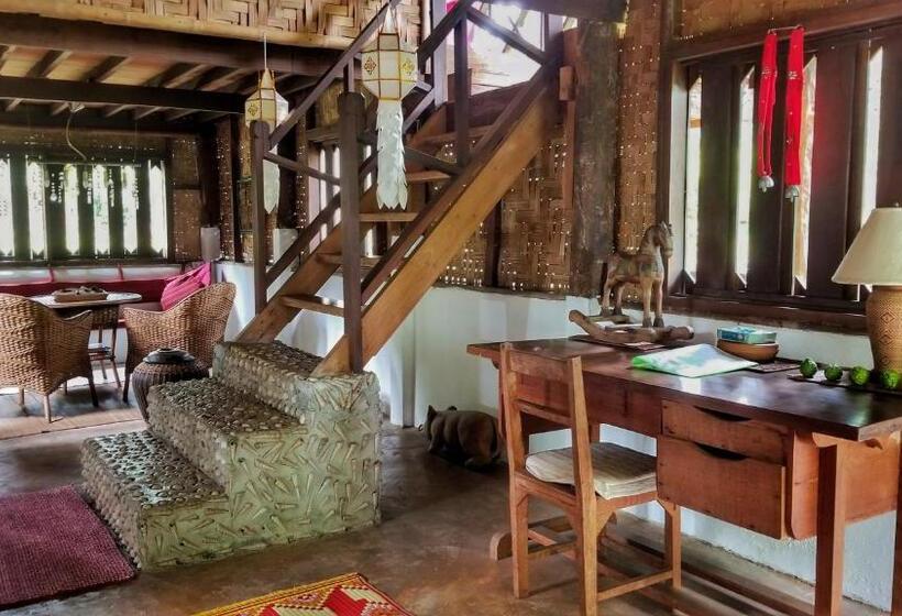 جناح عائلي, Sang Tong Huts