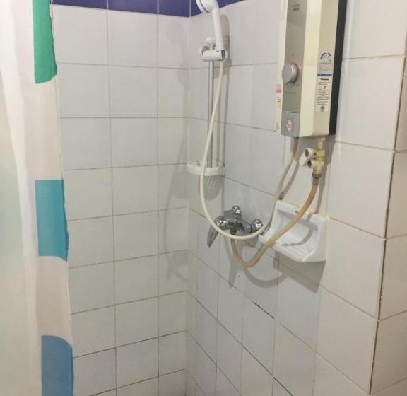 غرفة قياسية سرير كينج, Sang Tong Huts