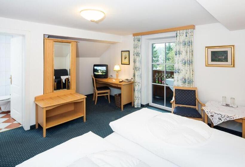 غرفة قياسية مزوَّدة بشُرفة, Pension Schiessling