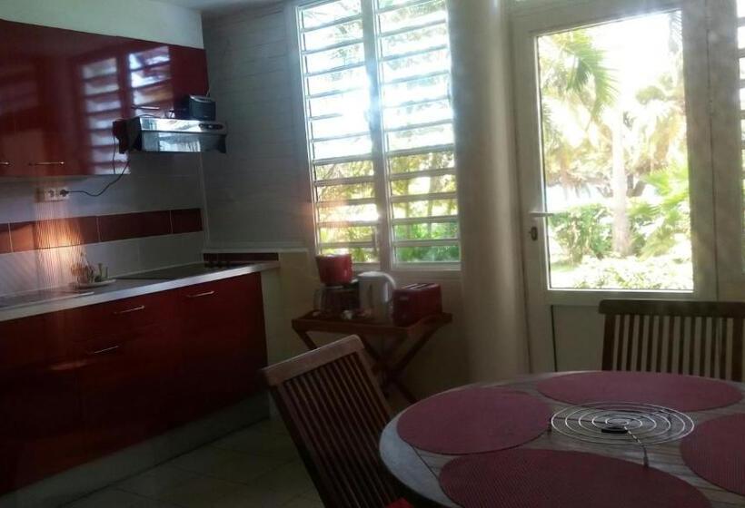 استودیوی استاندارد با چشمانداز دریا, Résidence De La Vielle Tour Studio Particulier Vue Mer