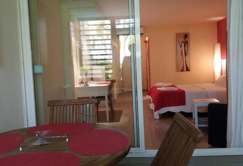 استودیوی استاندارد با چشمانداز دریا, Résidence De La Vielle Tour Studio Particulier Vue Mer