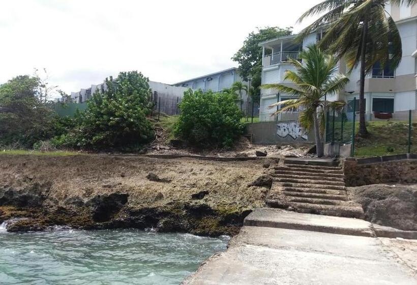 استودیوی استاندارد با چشمانداز دریا, Résidence De La Vielle Tour Studio Particulier Vue Mer