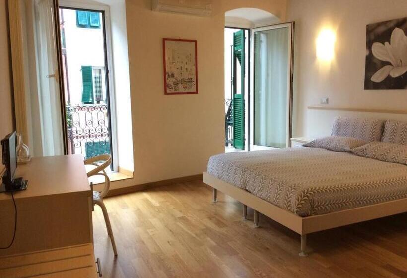 اتاق لوکس, La Dolce Vita