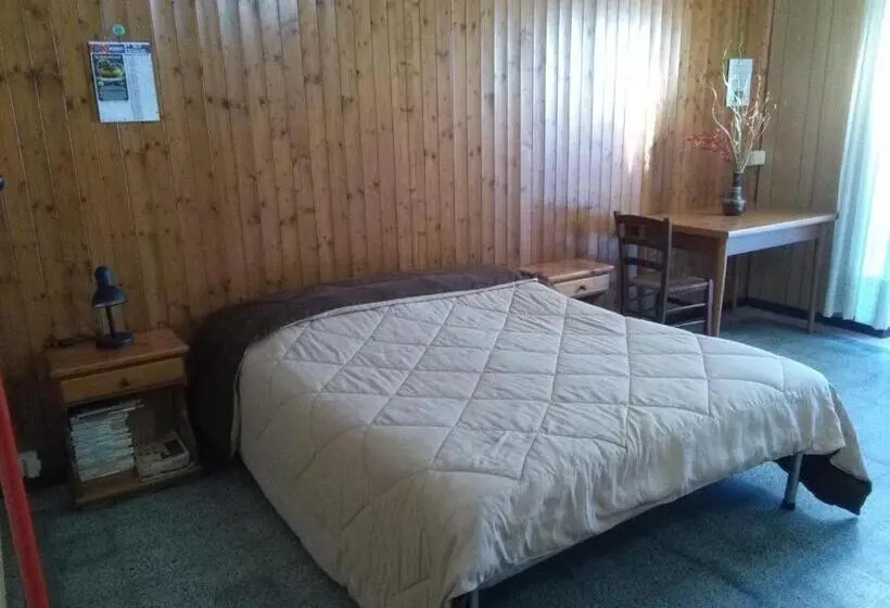 キングサイズベッドのスタンダードルーム, B&b Bertaina Mauro