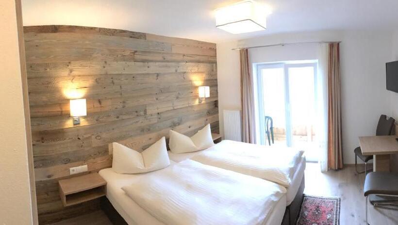 Номер Стандарт, Pension Waldegg