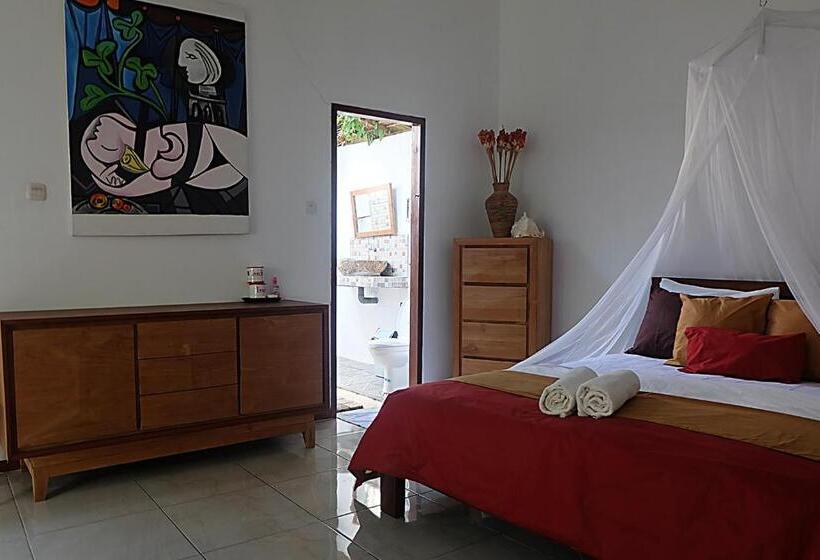 Семейный Номер, Ayu Hotel Karimunjawa
