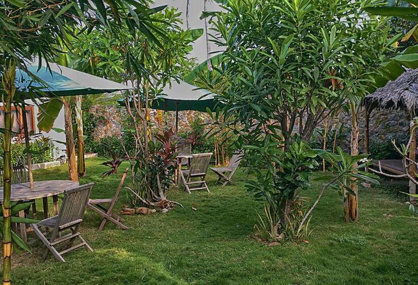 غرفة عائلية, Ayu Hotel Karimunjawa