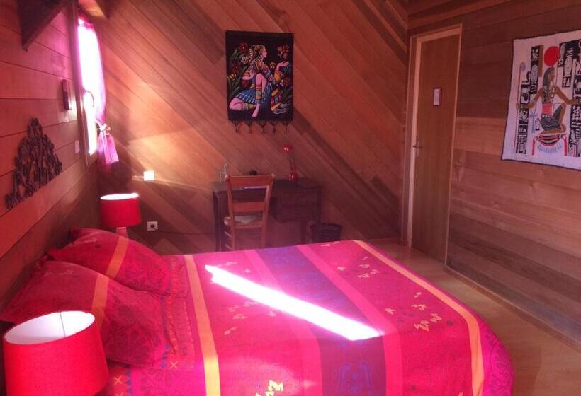 غرفة قياسية, Domaine Du Val De Soux