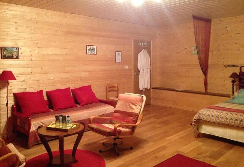 جناح, Domaine Du Val De Soux