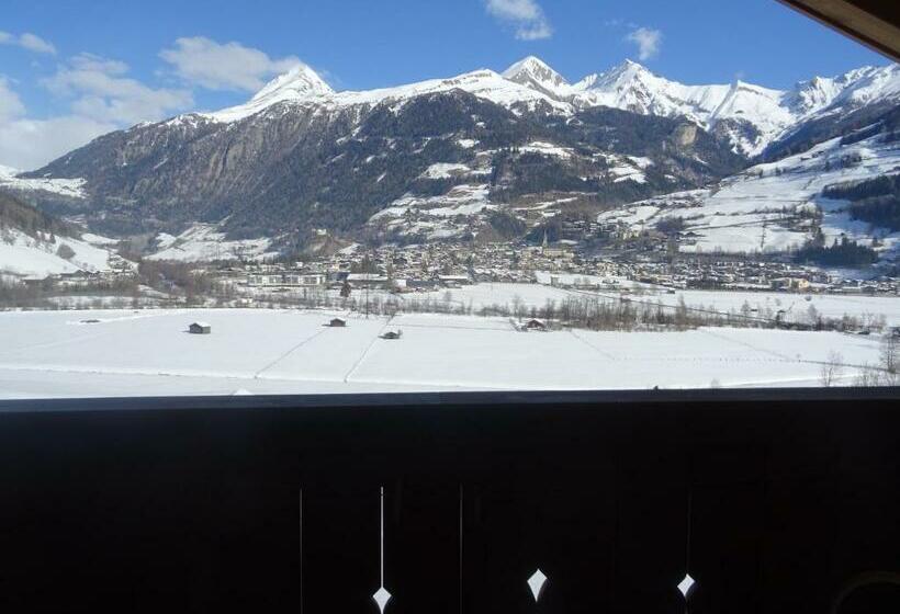 آپارتمان 2 خوابه, Pongitzerhof