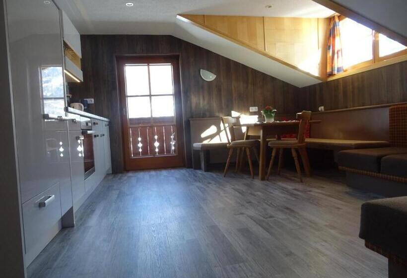 آپارتمان 1 خوابه, Pongitzerhof