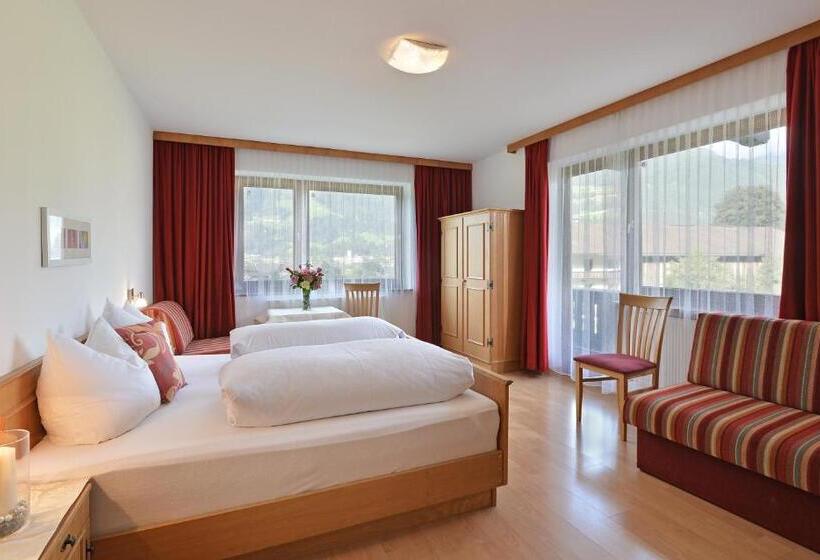 バルコニー付きスタンダードルーム, Johannishof