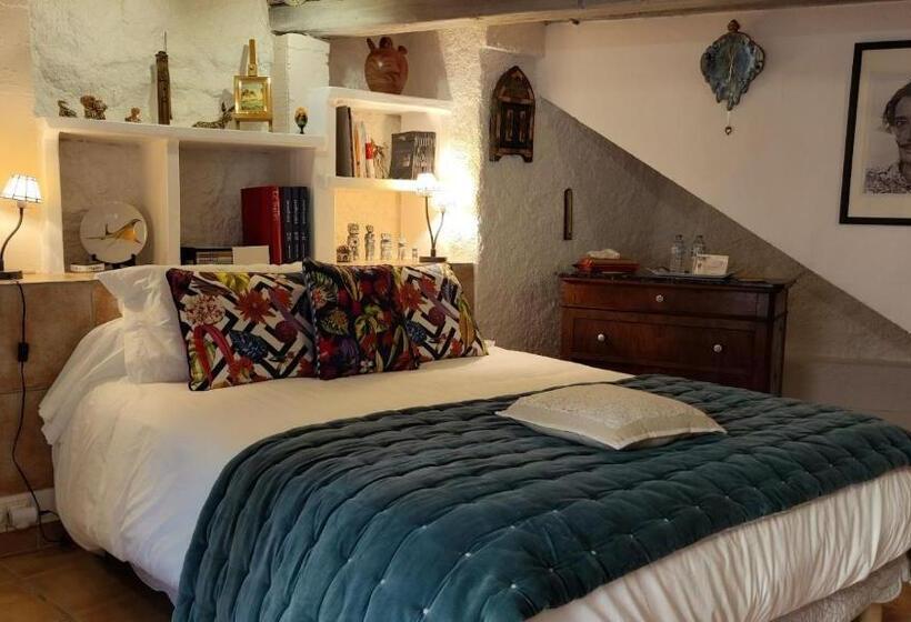 Номер Superior, Mas Peu Del Causse