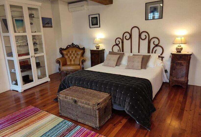 Номер Deluxe, Mas Peu Del Causse