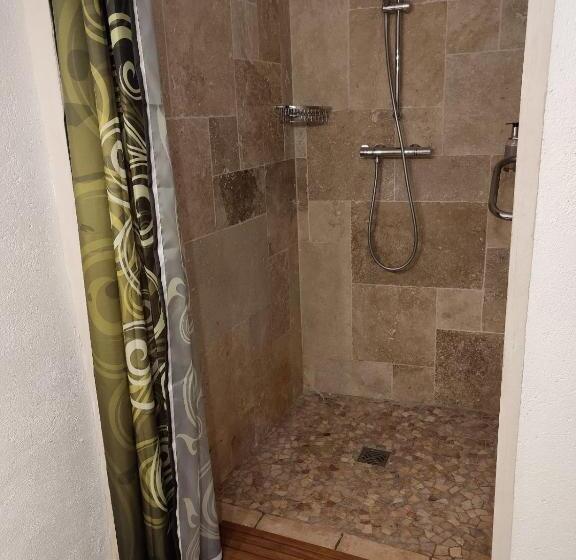 Семейный Номер Вид на Сад, Mas Peu Del Causse