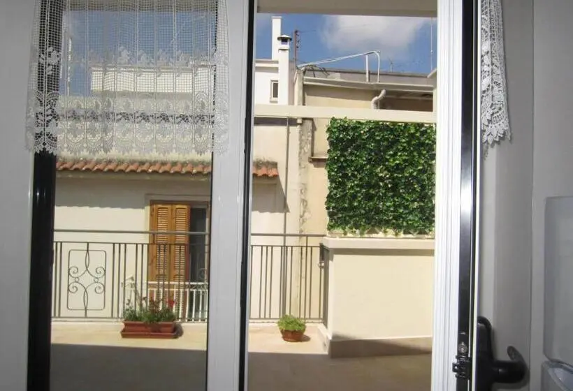 Suite with Terrace, Portantica